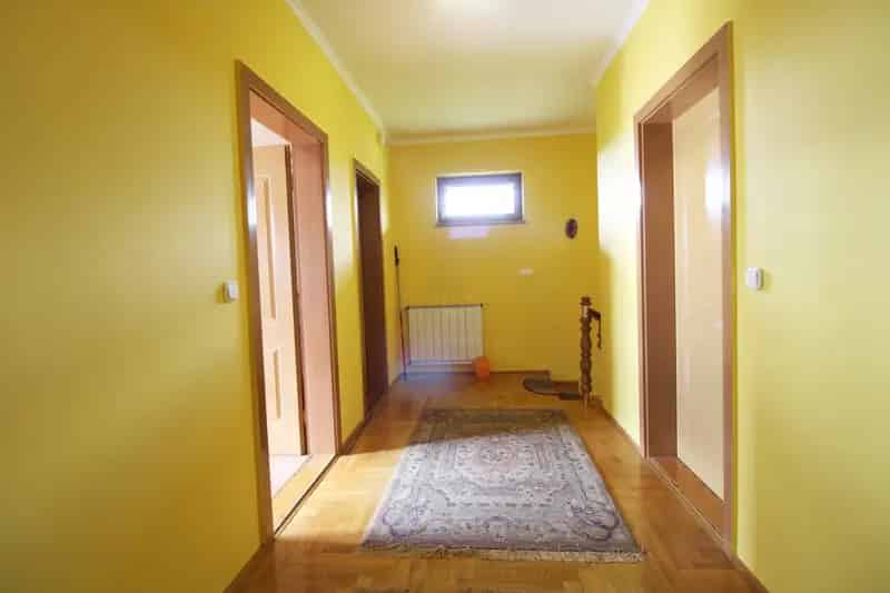 251 m2-es családi ház Isaszegen eladó