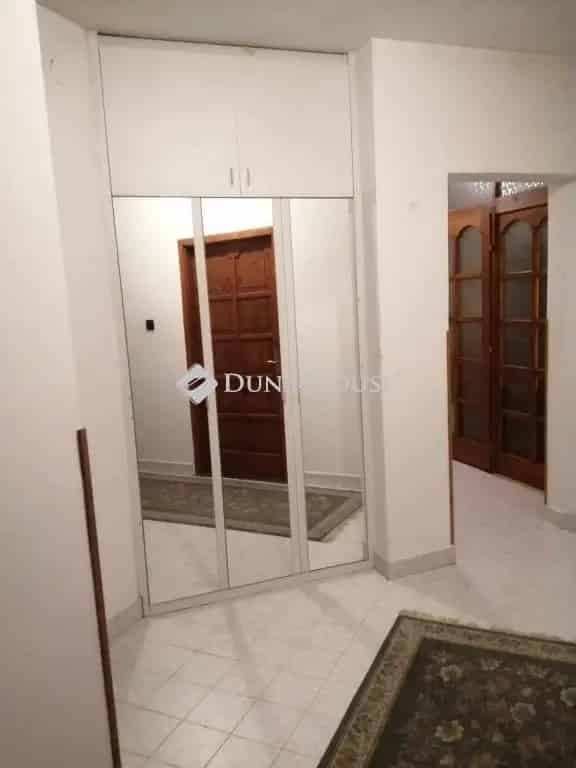 Patacson 192 m2-es 2 Generációs Családi Ház Eladó