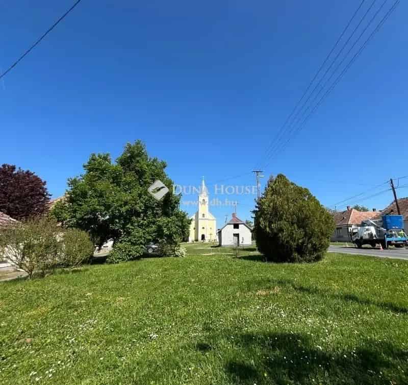 Csipkerék 1194 m2-es Telek Eladó