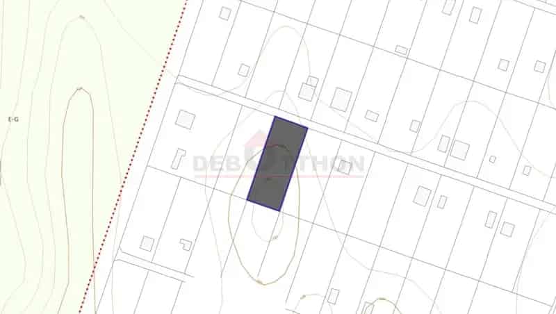 Debrecen Biczó István kert 807 m2-es telek eladó