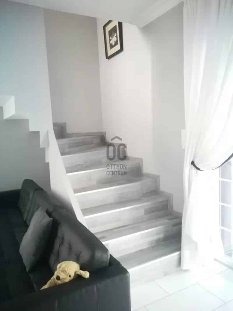 218 m2-es 5 szobás családi ház Budapest XVII kerületben