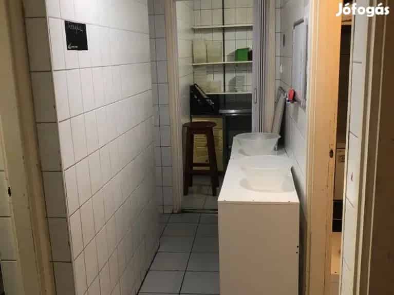 Retro Étterem Eladó Tatabányán