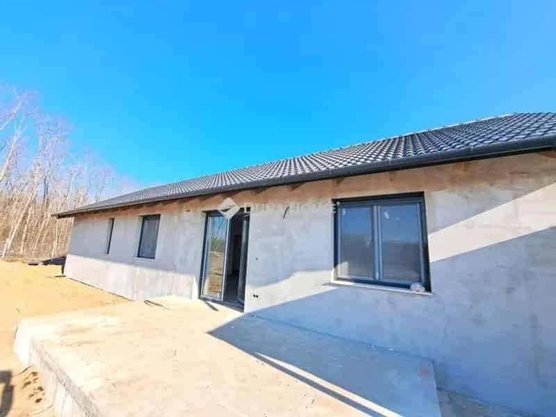 Új építésű ikerházfél Vasadon - 70m2 - 2 szoba