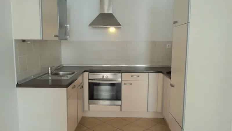 VI kerület 80m2-es nappali + 2 hálós lakás kiadó