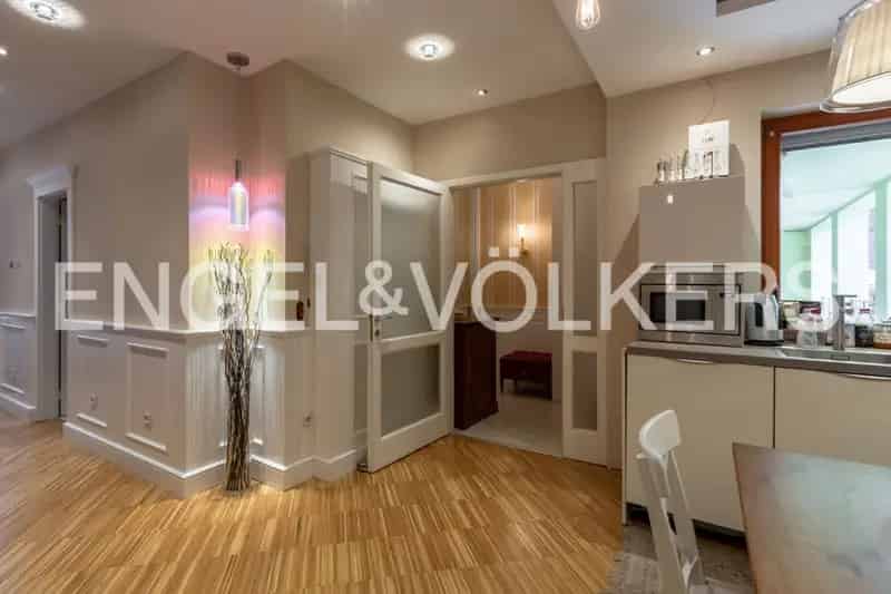 Duplex Penthouse Lakás Andrássy Út Közelében