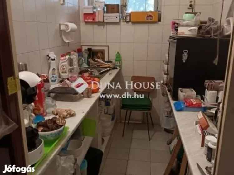 Eladó vendéglátás Szeged központjában, 90 m²-es eszpresszó