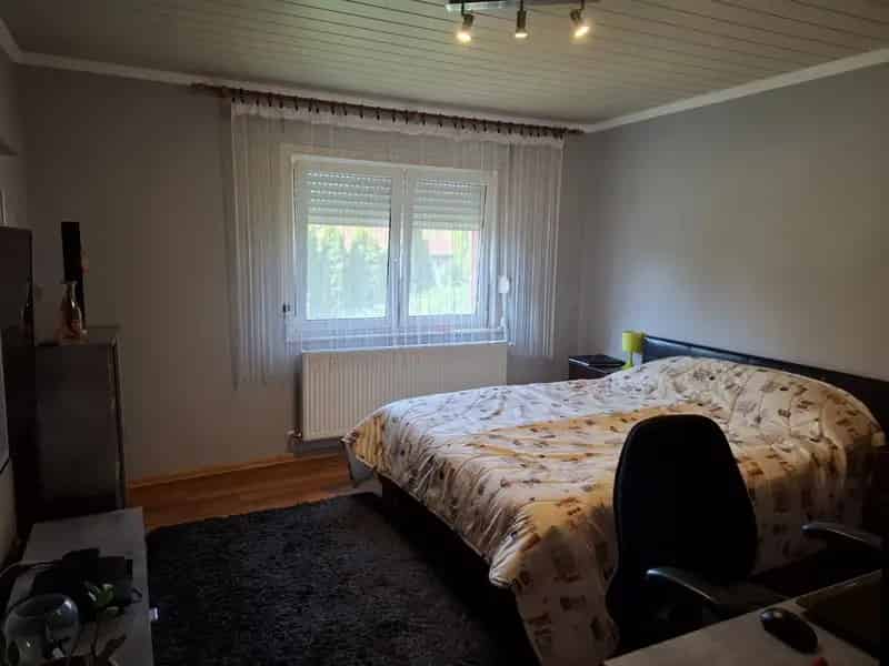 Tápiószelén eladó felújított családi ház 112 m2 1466 m2 telekkel