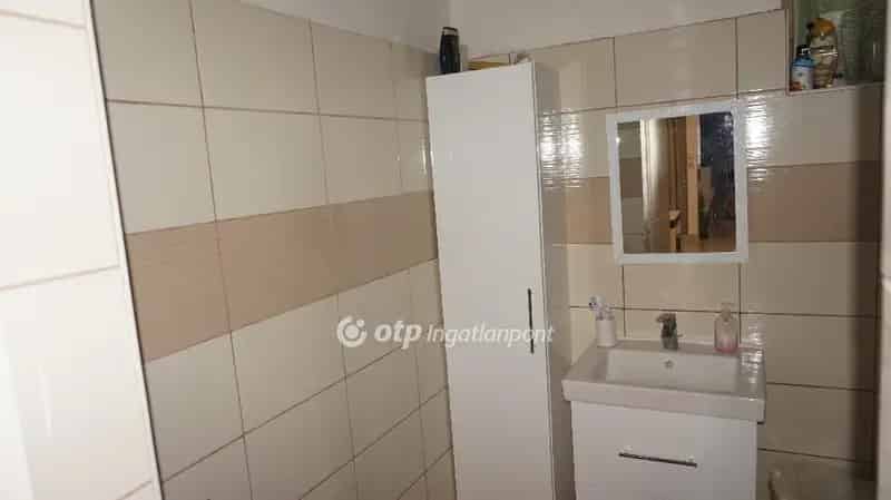 Csány családi ház eladó - 100m2, 2 szoba, felújítandó melléképület