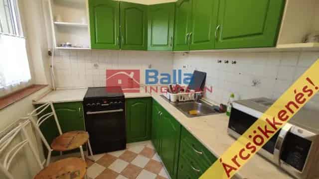 Adonyi családi ház eladó 89nm 2+1 félszoba
