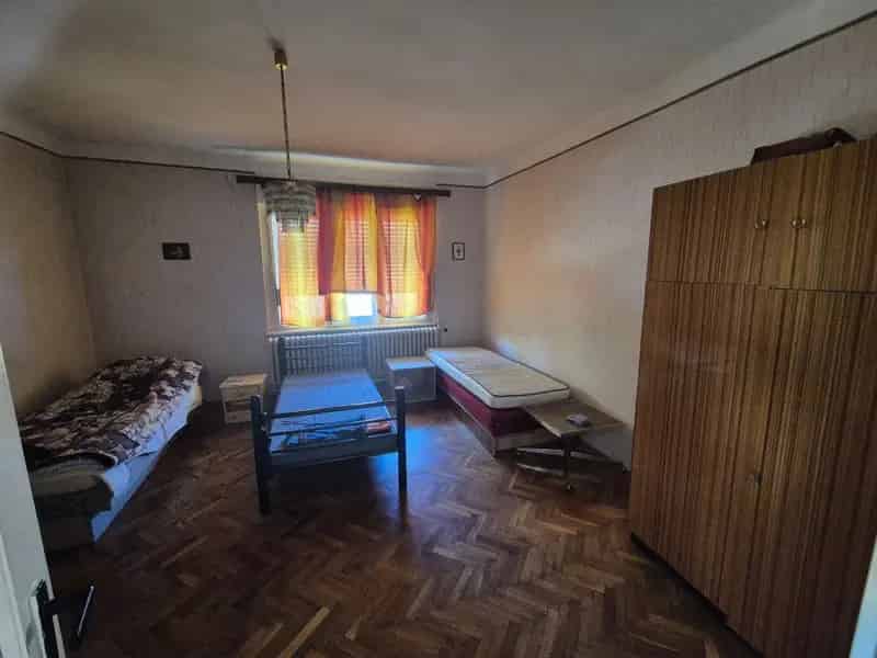 Mogyoród Csendes Utca 2 Ház Nagy Telek Eladó