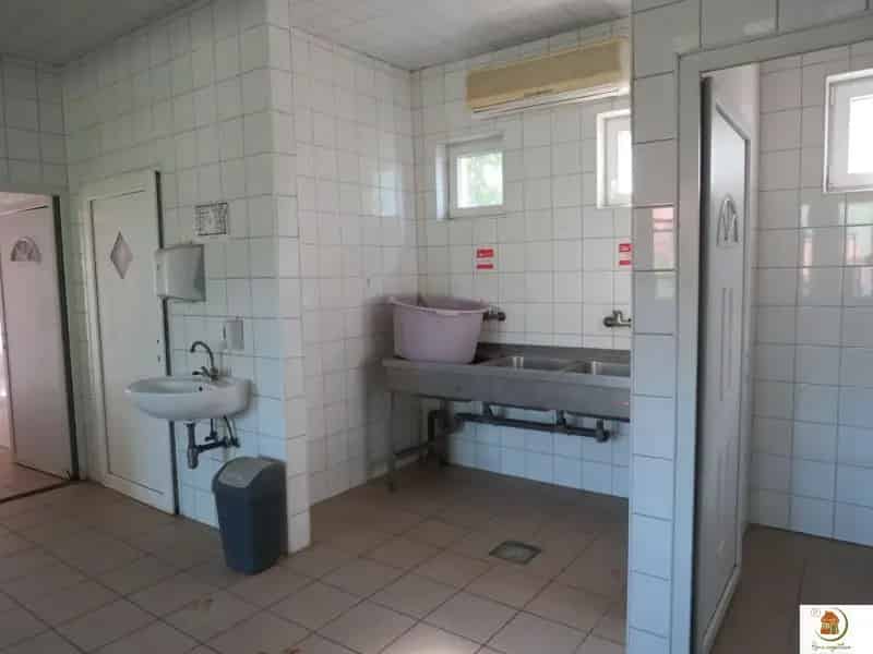 Élelmiszeripari Üzem És Üzlethelyiség Eladó Piliscsaba-Perbál