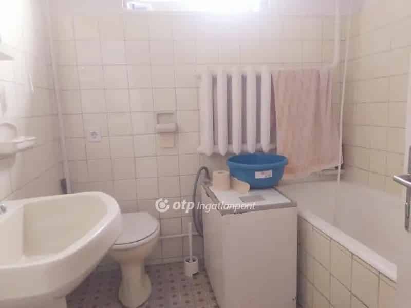85 5 m2 Hajduhadhazi csaldi haz elado kerttel garazzsal