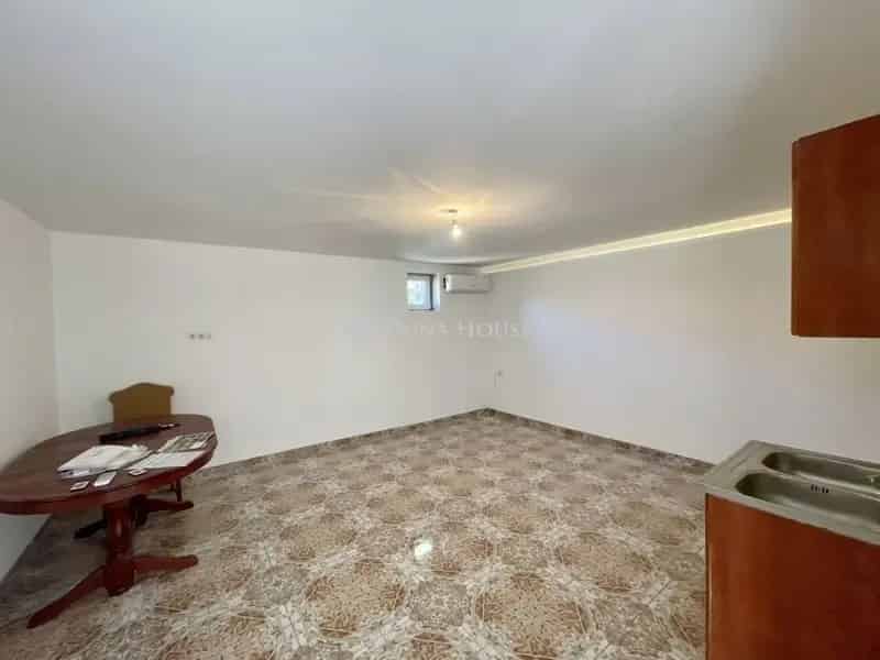 Felújított 70m2-es családi ház Nagykáta