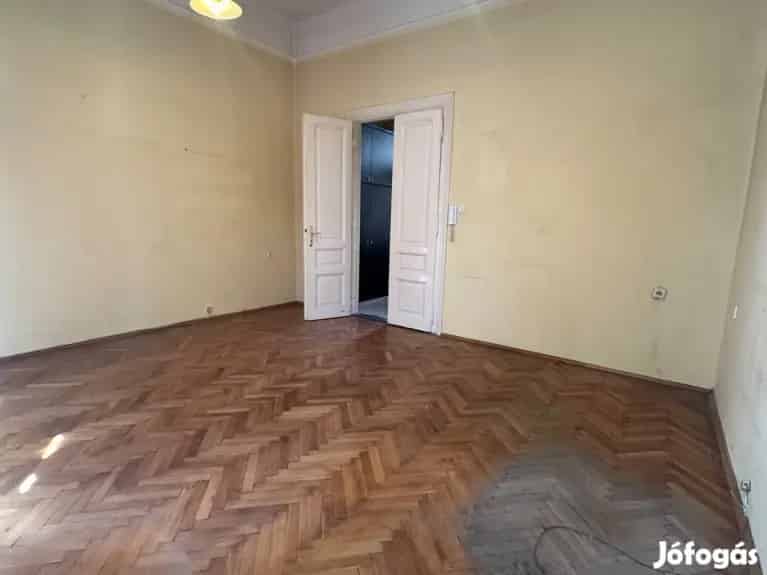 Miskolc Belváros 74m2 Tégla Lakás Eladó