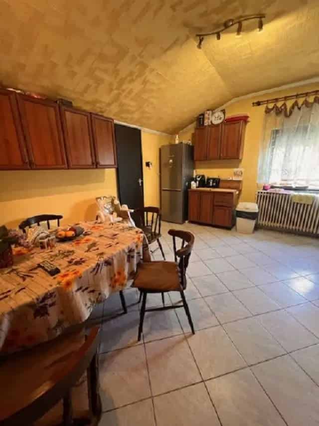 Gödöllői családi ház eladó 700m2 kerttel két generációnak