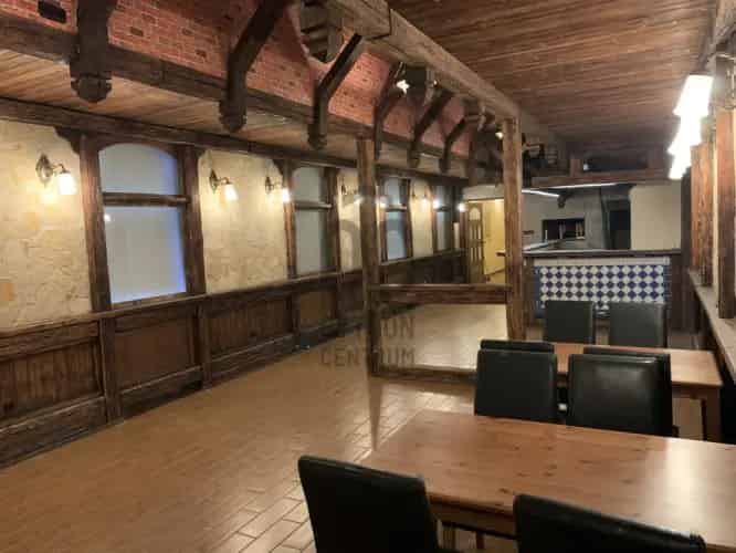 Budapest IX kerületi eladó étterem 800 nm 250 fő befektetés