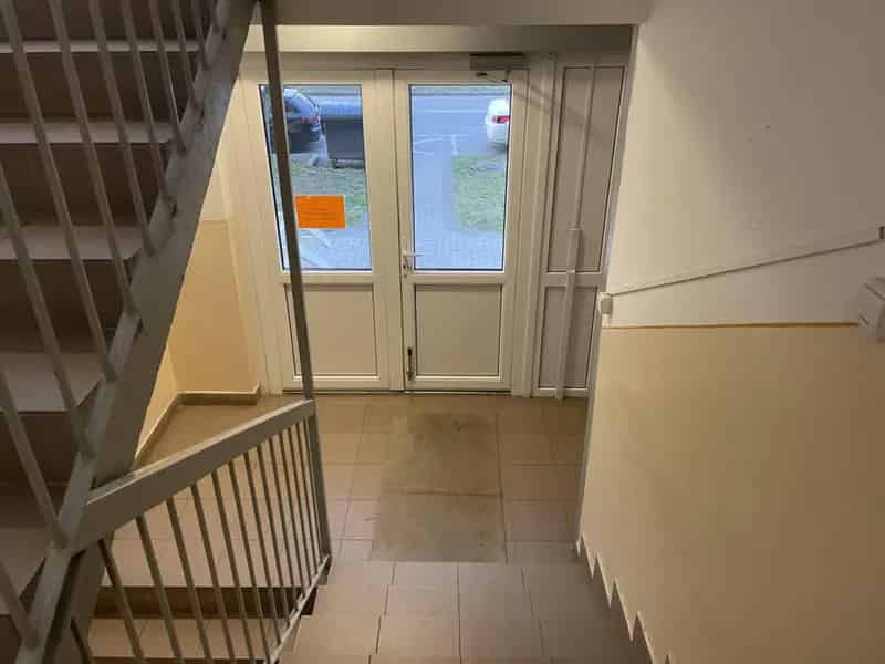 Másfél szobás erkélyes lakás azonnal költözhető