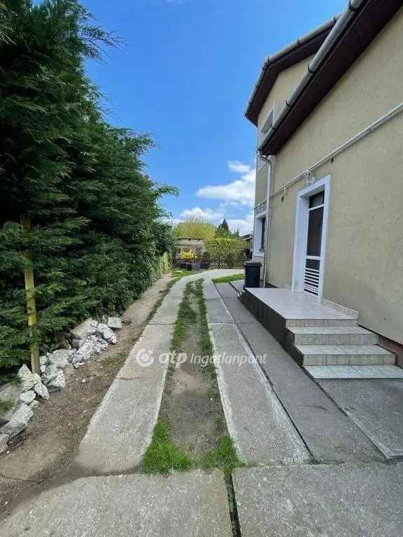 Miskolc Bulgárföld 262 nm-es családi ház eladó