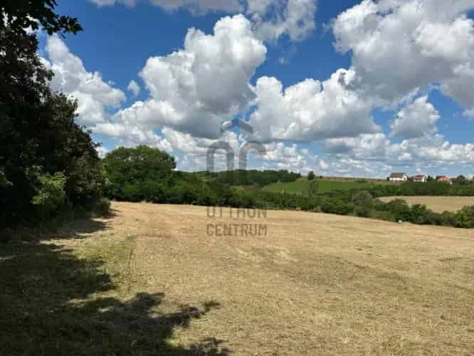 Versegi építési telek eladó 8223 m2