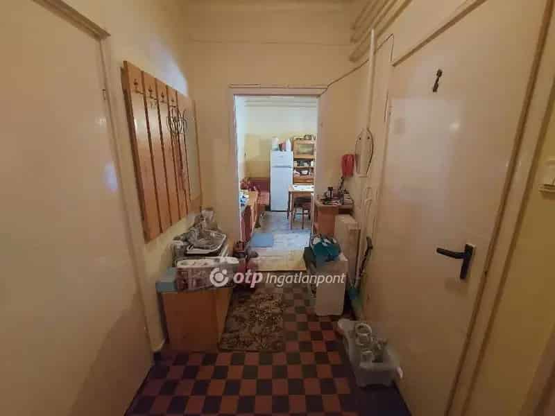 Felújítandó Ikerház Debrecenben 742m2-es Telken