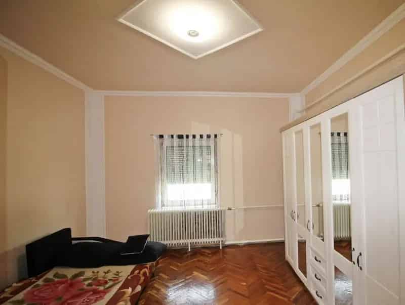 Dombóvár 106nm-es 3 szobás dupla garázsos családi ház eladó