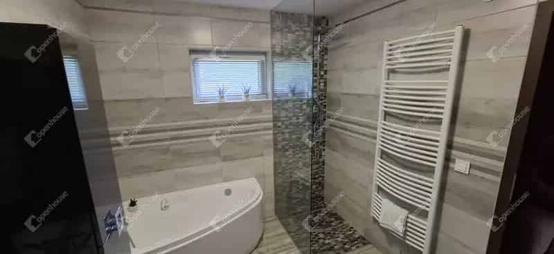 Sárospataki családi ház eladó - 152 m2, 4 szoba, nagy telek