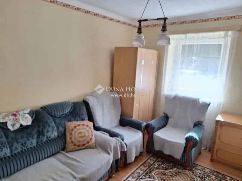 Kecskemét 70 nm-es 3 szobás családi ház eladó