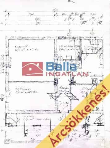 Üröm Ófalu 87 nm-es 3 szobás házrész eladó