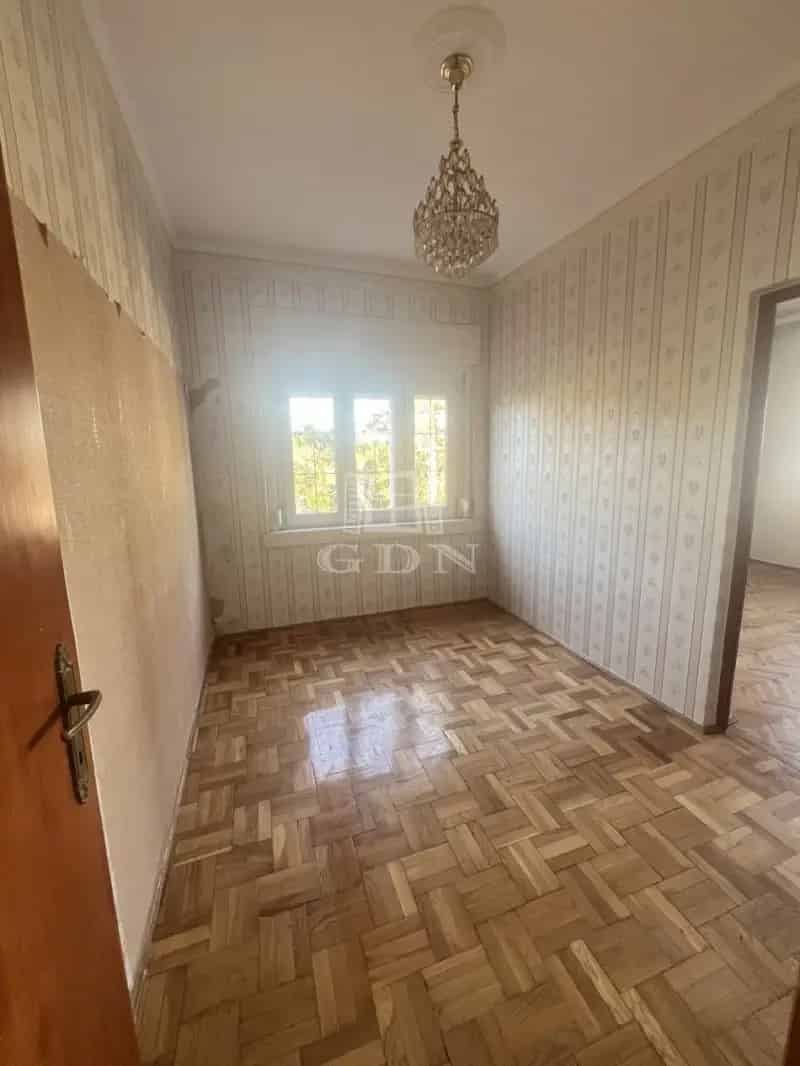 Tégla ikerház XXII kerületben 2 generációnak vagy irodának