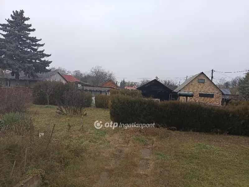 1195 nm-es Telek Eladó Szigetszentmiklós-Bucka