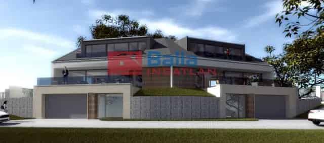 Szentendre Ikerház Eladó 267m2 5 Szoba Panoráma