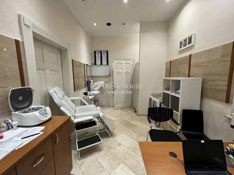 121m2-es iroda üzlethelyiség Szentimrevárosban