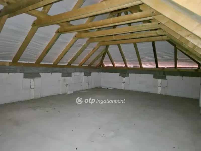 Új építésű irodaház Sopronban eladó 433 m2