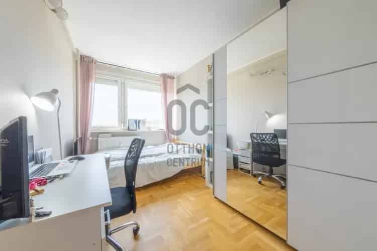 XI kerület Őrmező Panorámás 2 szobás Panel Lakás eladó
