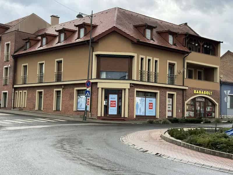 Eladó üzlethelyiség Dorogon - 174 m2