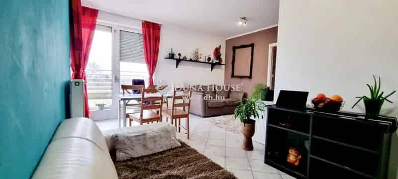 Panorámás Penthouse Lakás Fót Központjában 57nm 80nm Terasszal