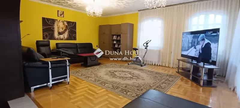 Többgenerációs családi ház eladó Budaörsön