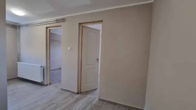 Felujitott csaldi haz 150m2 4 szoba garazzal nagy kerttel