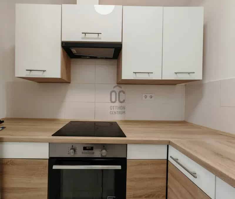 27 m2-es társasház X kerületben irodának vagy lakásnak