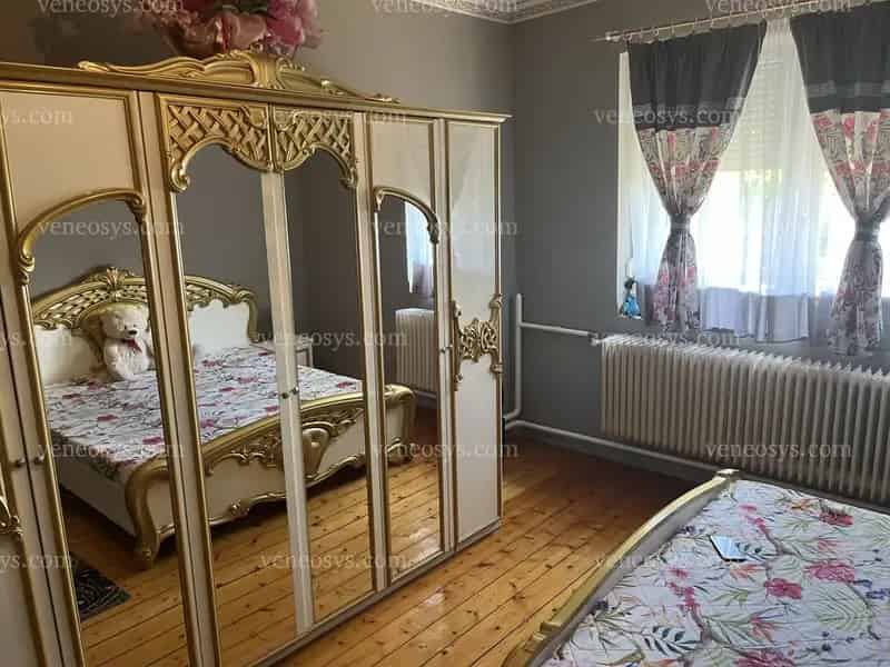 89 nm-es 3 szobás felújított lakás Edelényben garázzsal