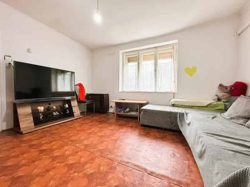 81 m2-es felújított családi ház Békés megyében
