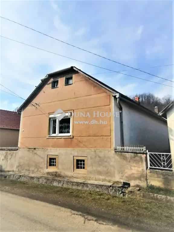 Mánfa Központi Ház Eladó Nagy Telekkel