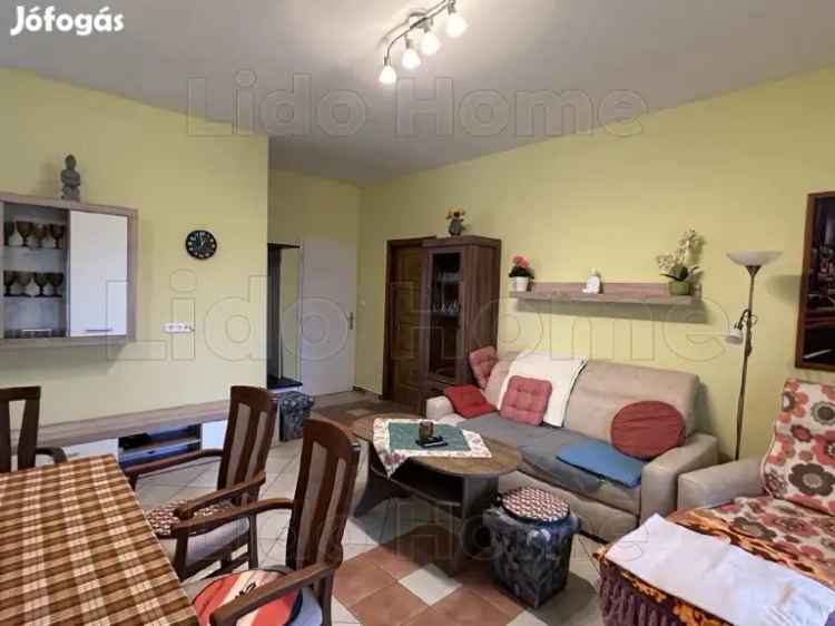 Balatongyöröki 4 Lakásos Apartmanház Eladó