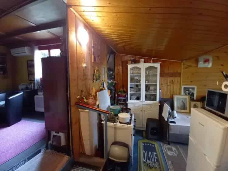 Gödöllői faház eladó 1477 m2-es telken