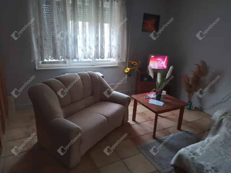 Eladó családi ház Vésztőn 2 szoba 1391 m2 telekkel