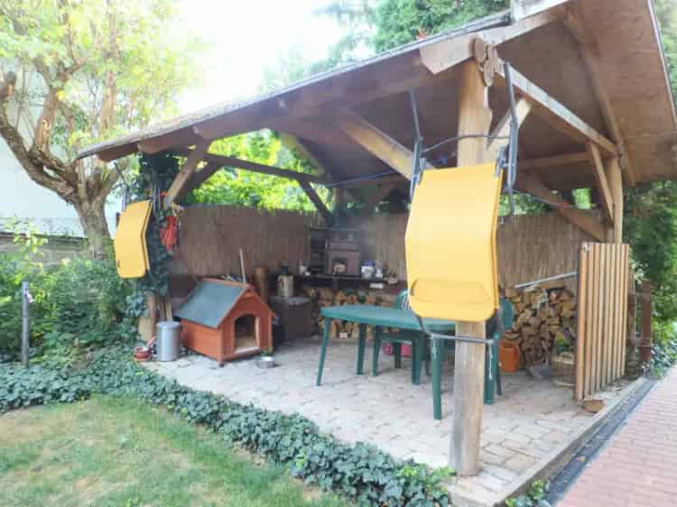 Ház Kiadó in Petőfi sétány, Leányfalu, Közép-Magyarország