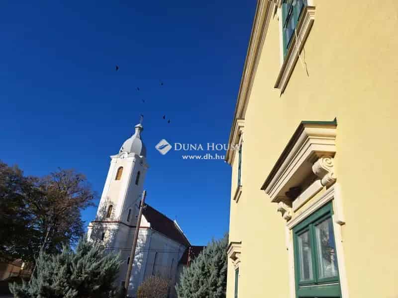 18 szazadi Hunyadi kastély eladó Kéthelyen