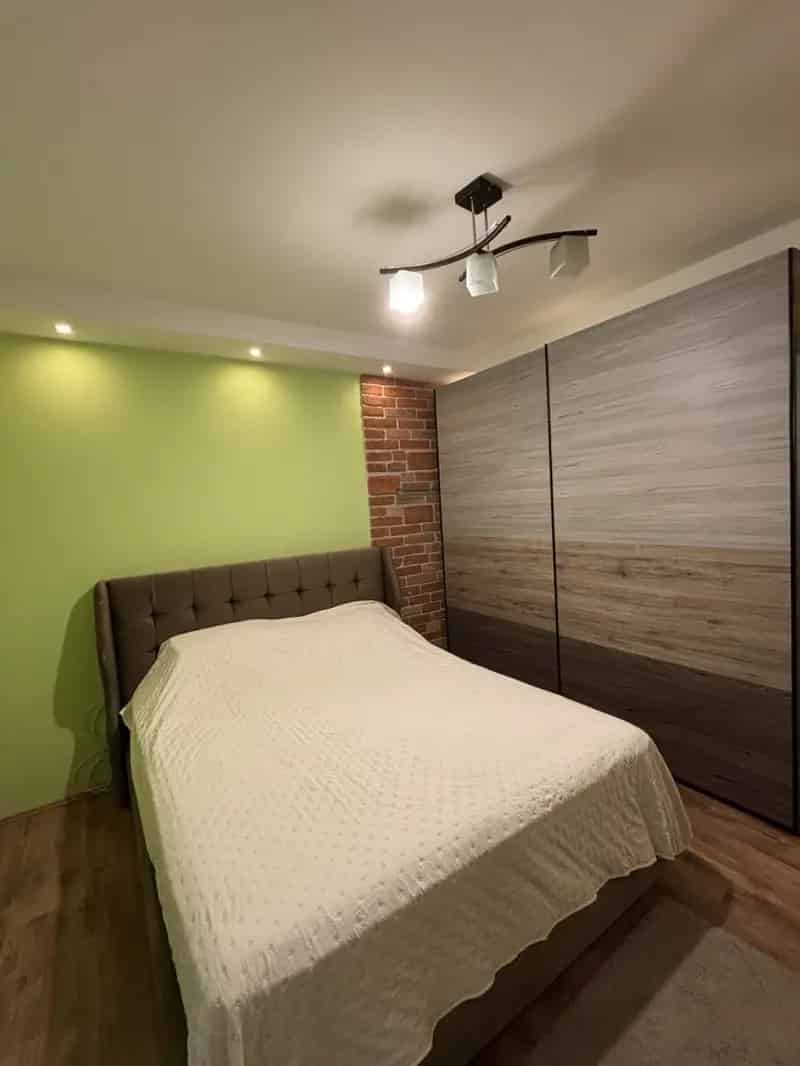 1174m2-es telekkel rendelkező 81m2-es családi ház eladó
