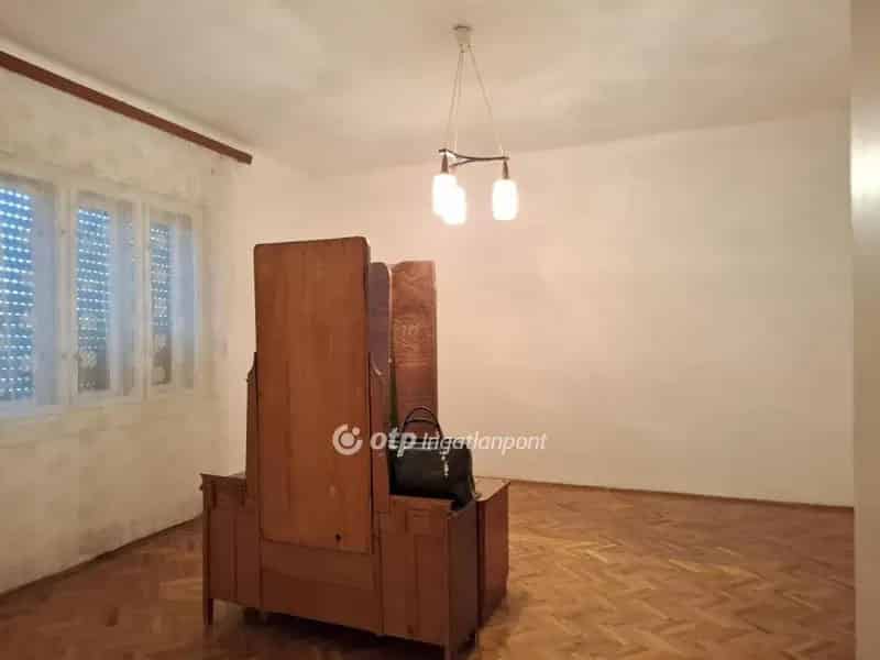 Gáborján 90nm-es 3 szobás családi ház eladó nagy telekkel