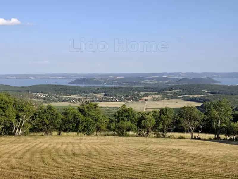 Balatonszőlős Panorámás Zártkerti Ingatlan Eladó